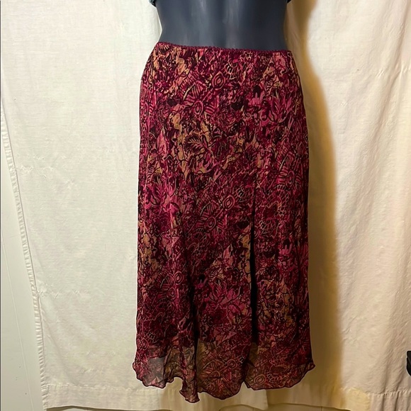 b.i.y.a.y.c.d.a. Red and Gold Floral and Leaf Pattern Midi A-Line Skirt - Picture 1 of 10